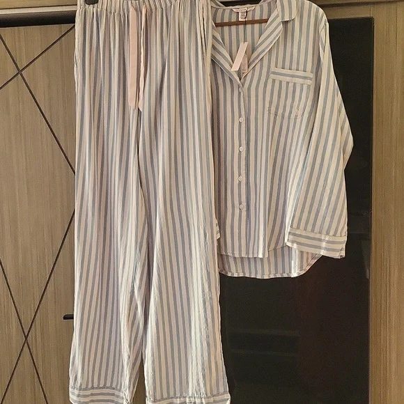 (NWT) (WILL BE GONE SOON)! "Modal/cotton,2 Piece Pajama set" - Picture 16 of 16
